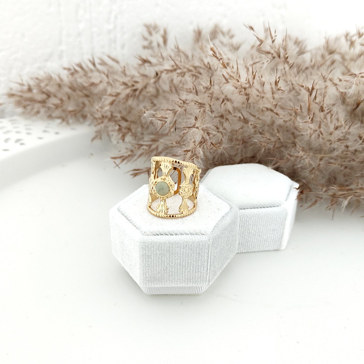 YE Ring - Stone Mint